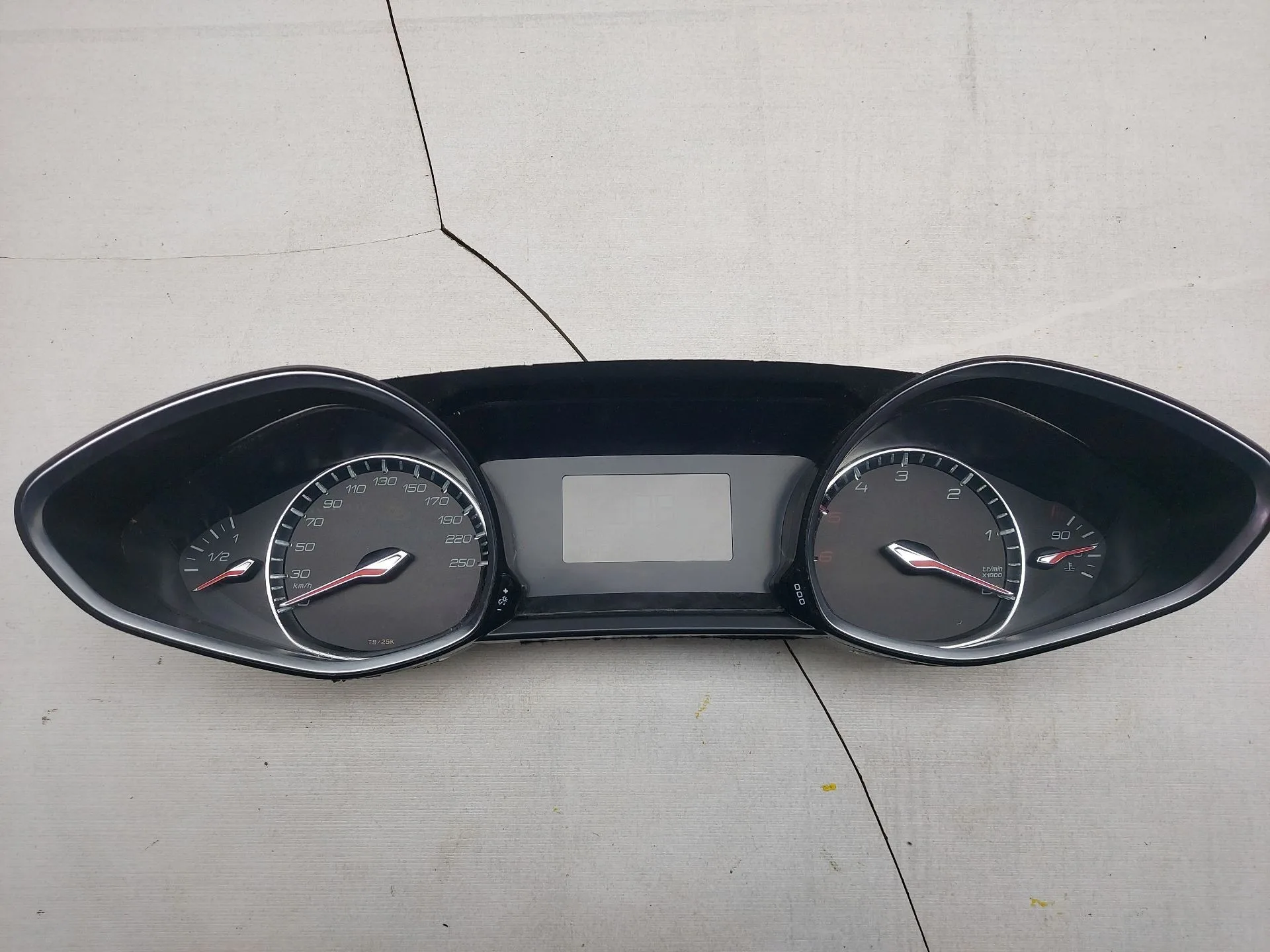 Cuadro Instrumentos para Peugeot 308 Ii (Lb_, Lp_, Lw_, Lh_, L3_)