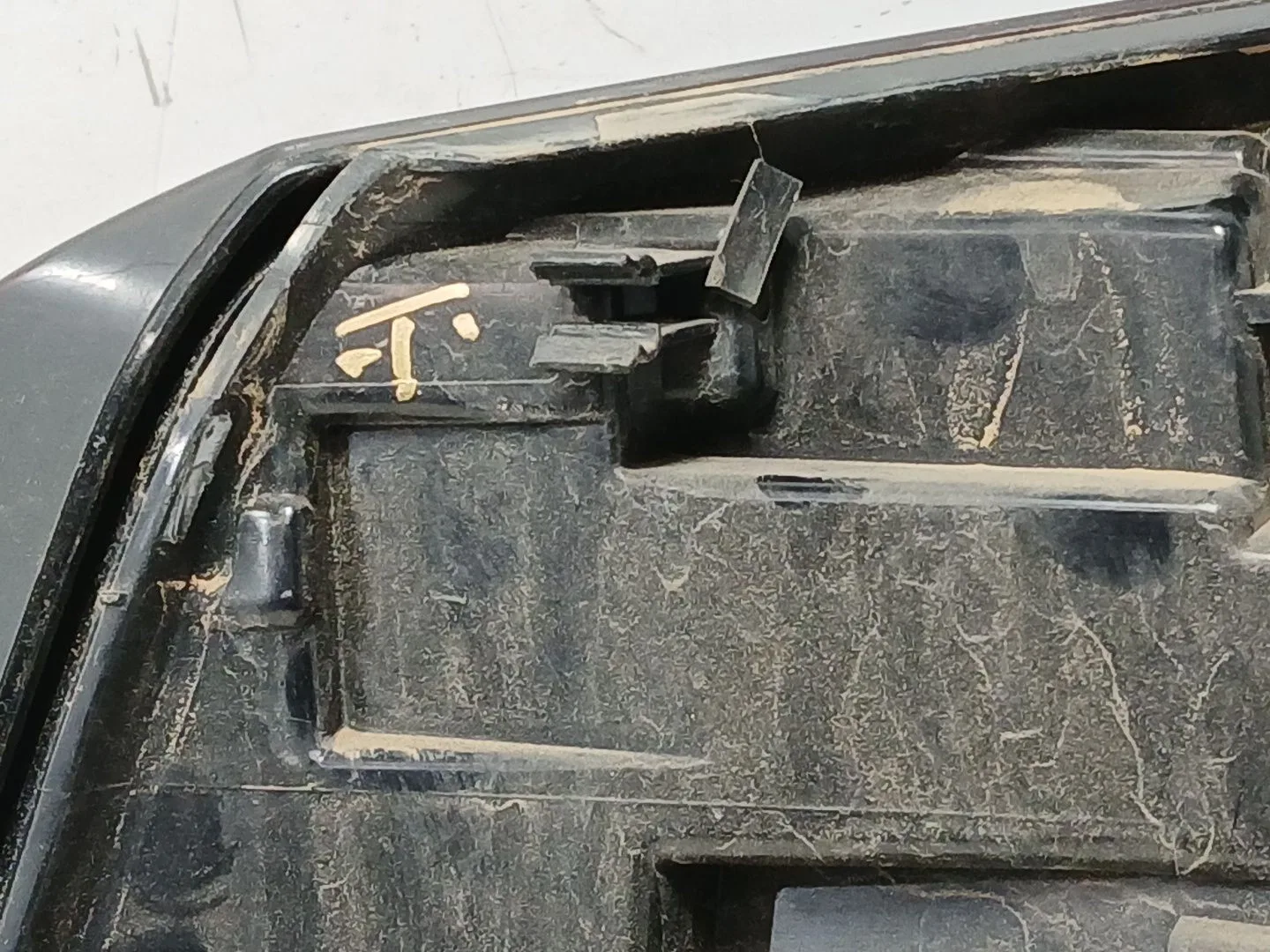 Piloto Trasero Izquierdo para Peugeot 3008 Ii Suv (Mc_, Mr_, Mj_, M4_)