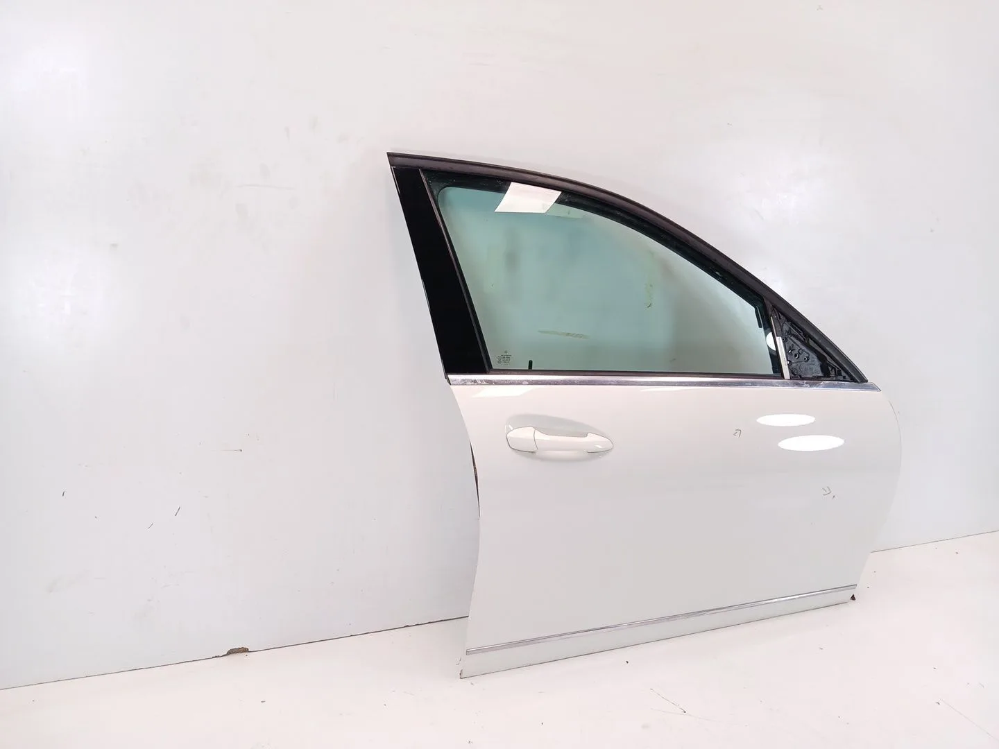 Puerta Delantera Derecha para Mercedes-Benz Clase C (W204)