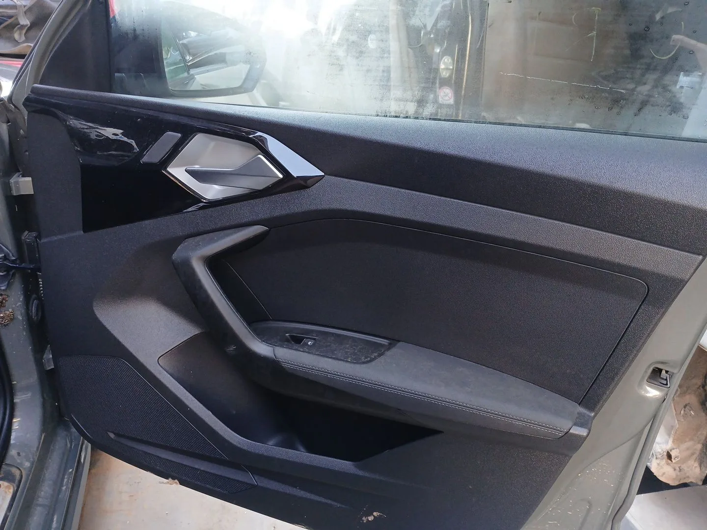 Guarnecido Puerta Delantera Derecha para Audi A1 Sportback (Gba)