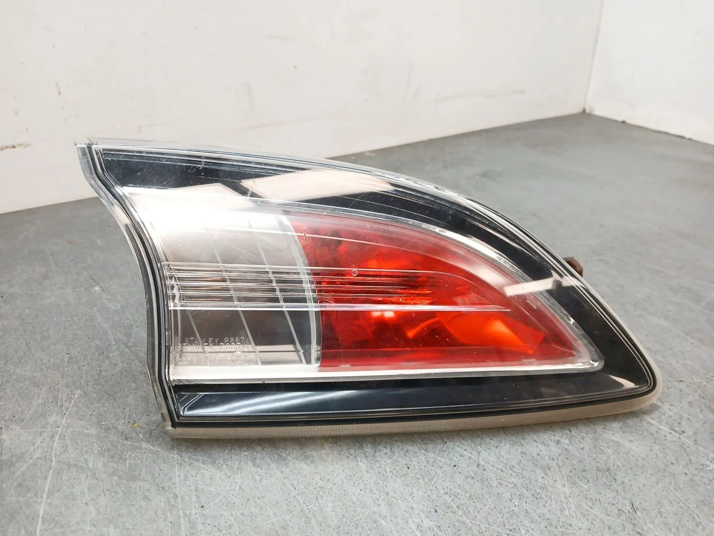 Piloto Trasero Izquierdo Interior para Mazda 3 (Bl)