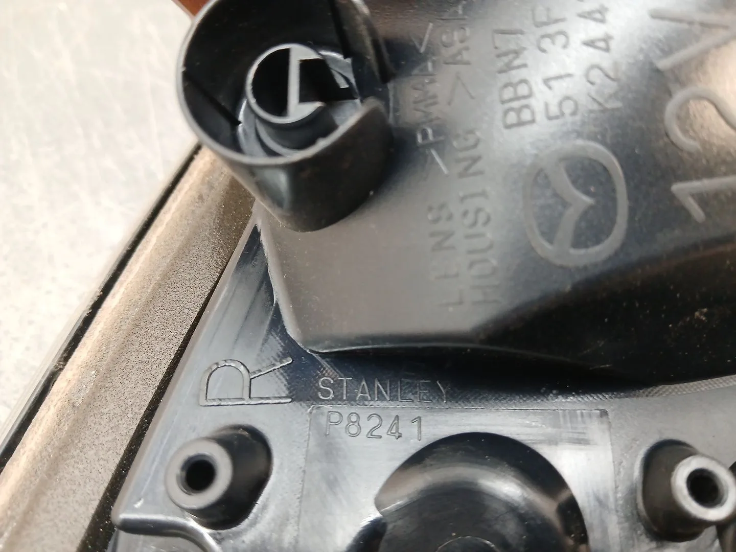 Piloto Trasero Derecho Interior para Mazda 3 (Bl)