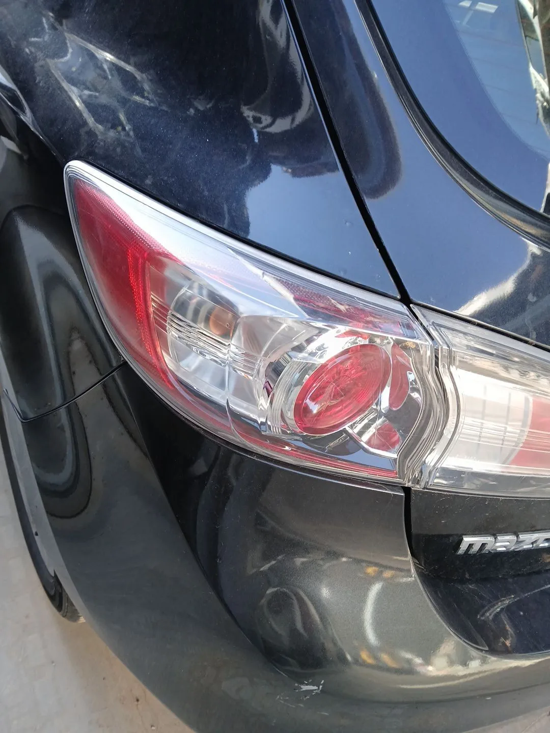 Piloto Trasero Izquierdo para Mazda 3 (Bl)