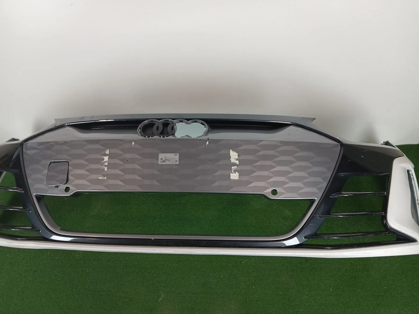 Paragolpes Delantero para Audi E-Tron (Gen)
