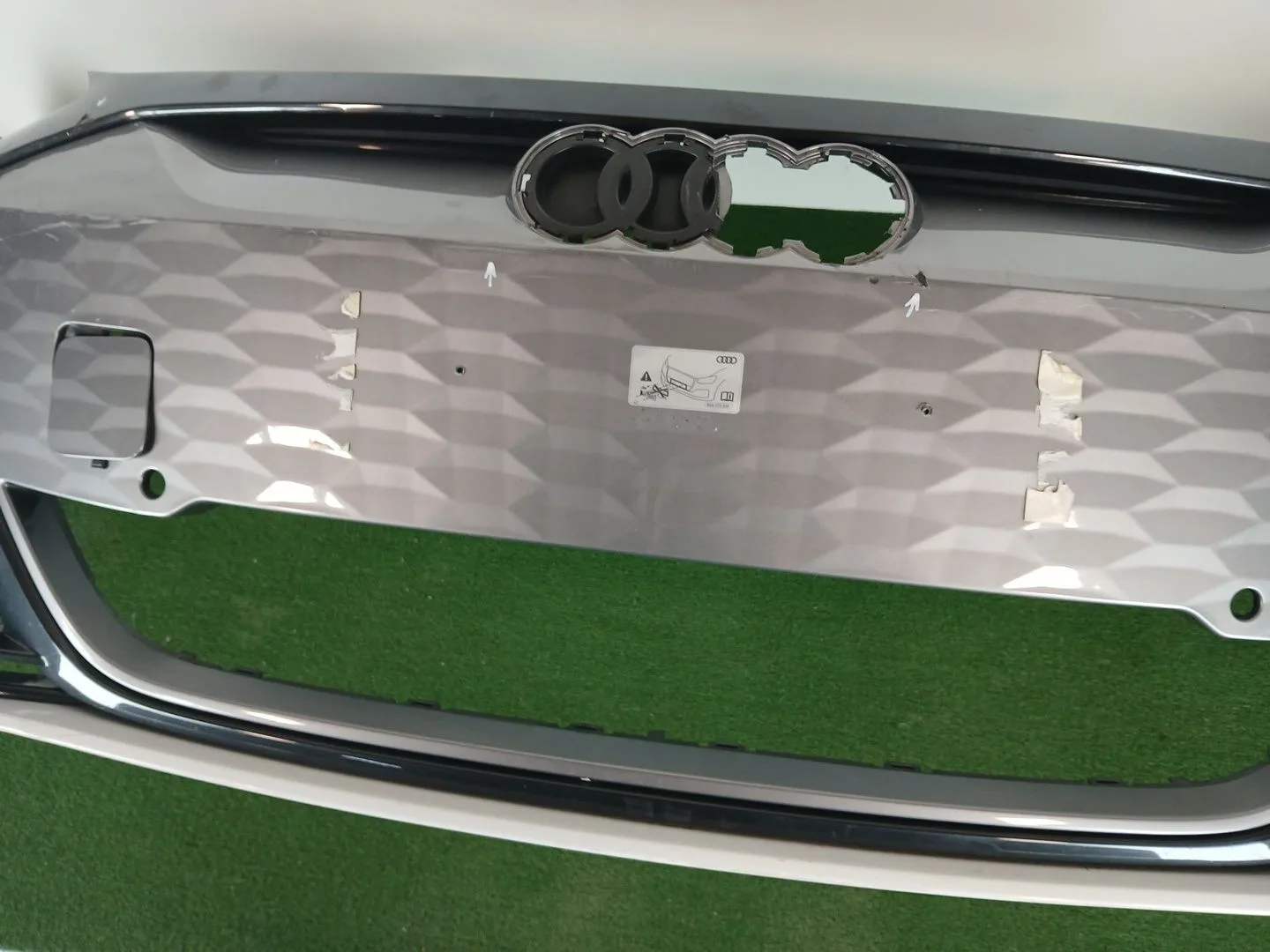 Paragolpes Delantero para Audi E-Tron (Gen)