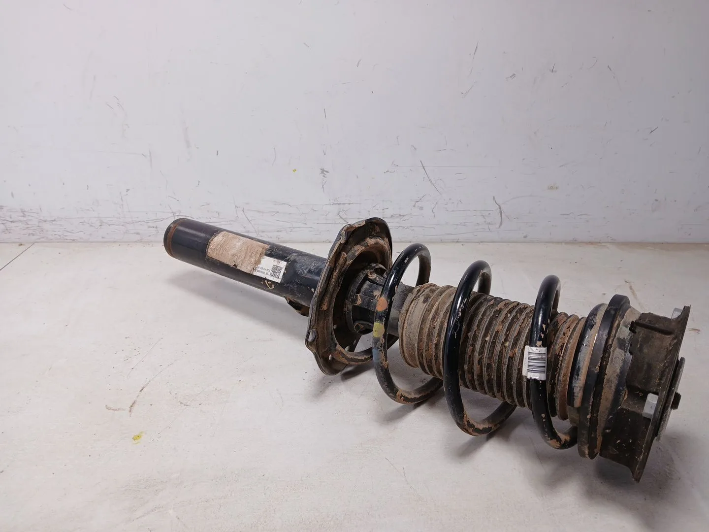 Amortiguador Delantero Derecho para Volkswagen T-Roc (A11, D11)