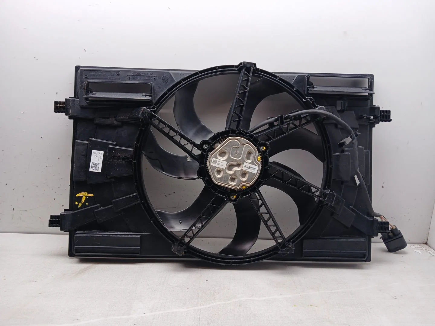Electroventilador para Volkswagen T-Roc (A11, D11)