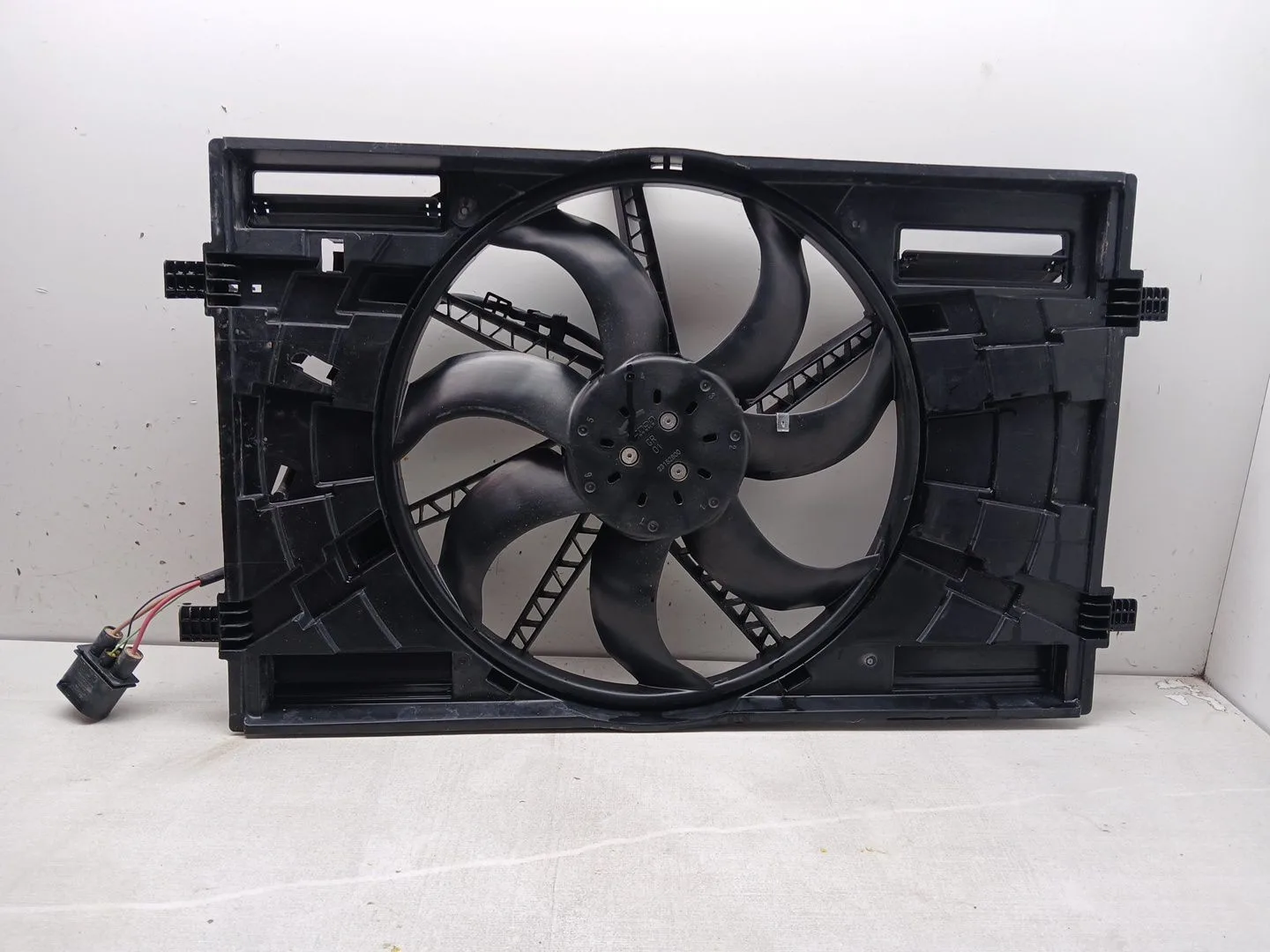 Electroventilador para Volkswagen T-Roc (A11, D11)
