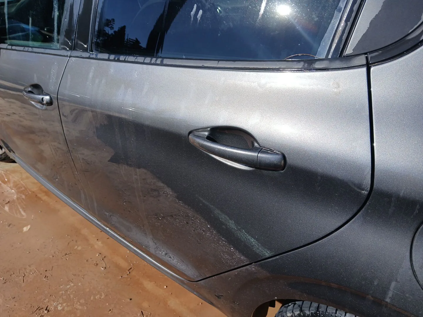 Puerta Trasera Izquierda para Peugeot 208 I (Ca_, Cc_)