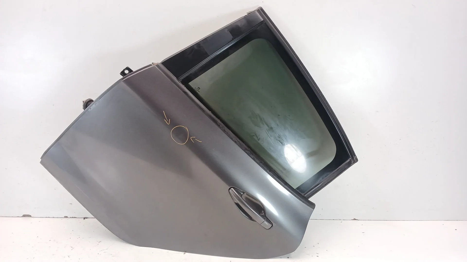 Puerta Trasera Izquierda para Peugeot 208 I (Ca_, Cc_)