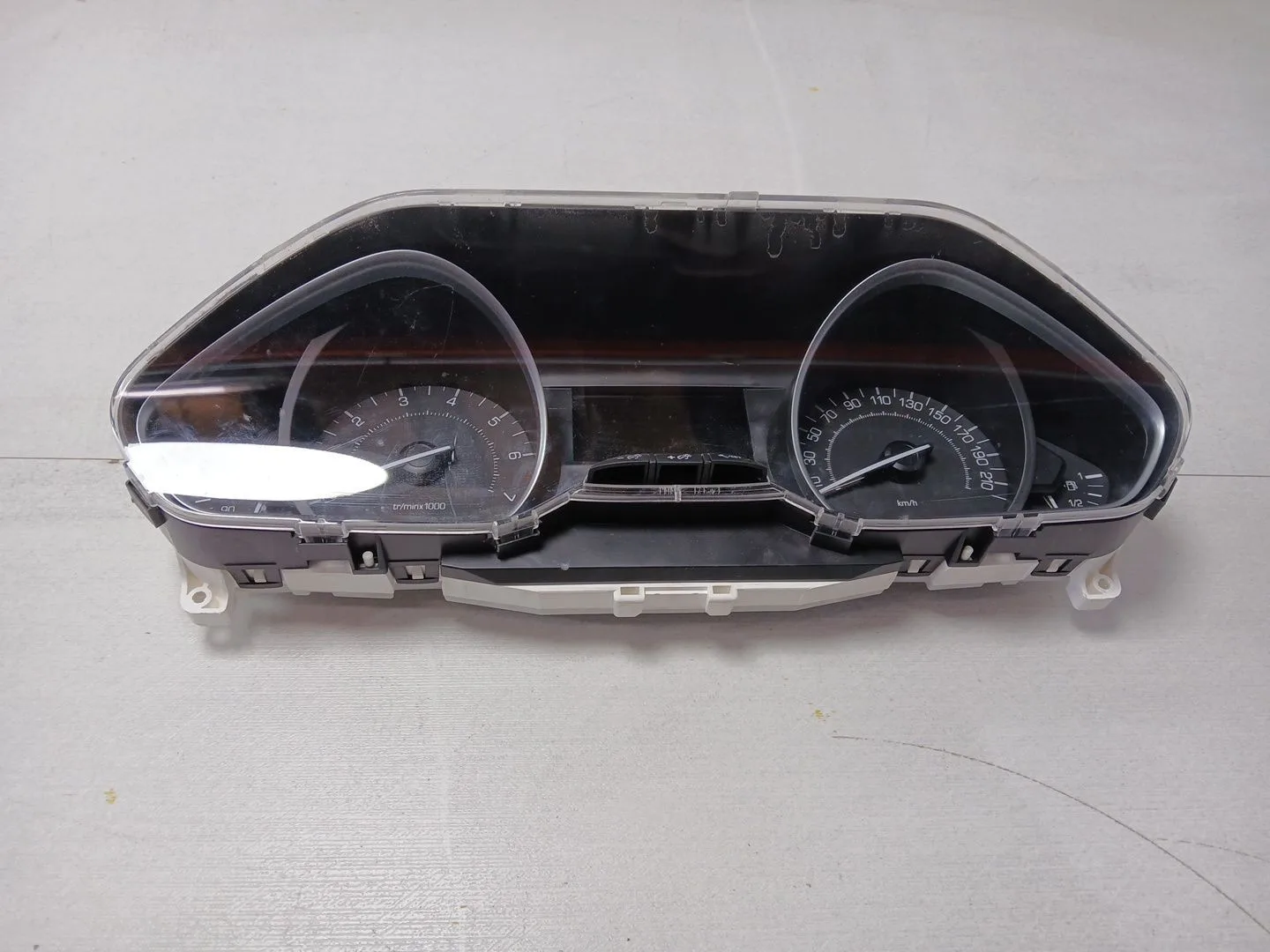 Cuadro Instrumentos para Peugeot 208 I (Ca_, Cc_)
