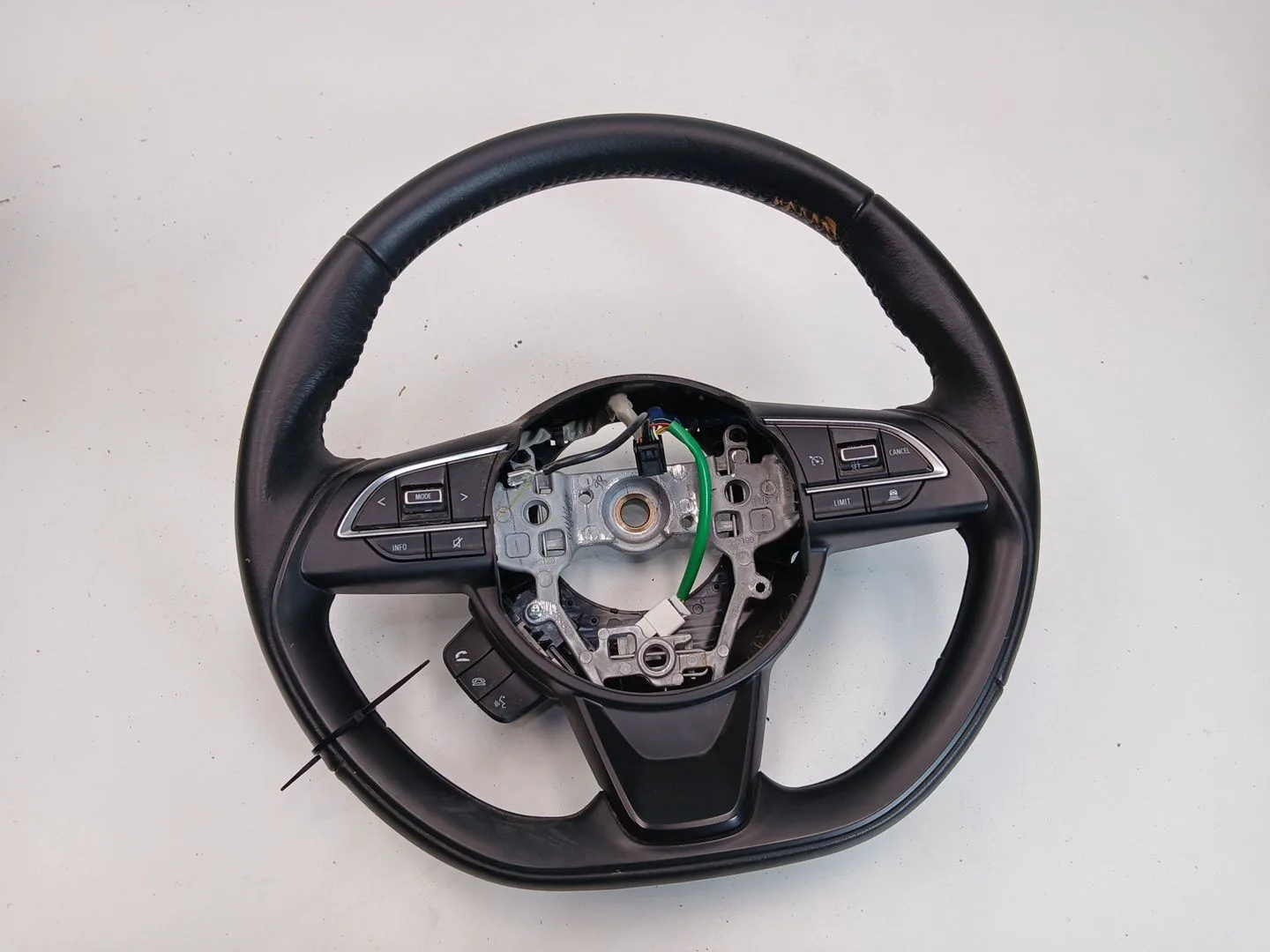 Volante para Suzuki Swift V (Az)