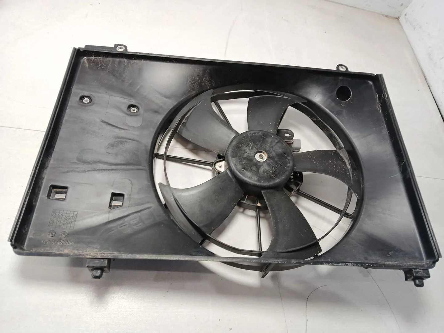 Electroventilador para Suzuki Swift V (Az)