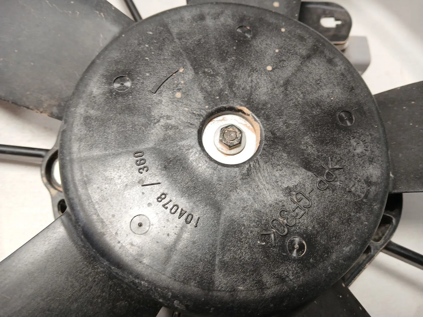 Electroventilador para Suzuki Swift V (Az)