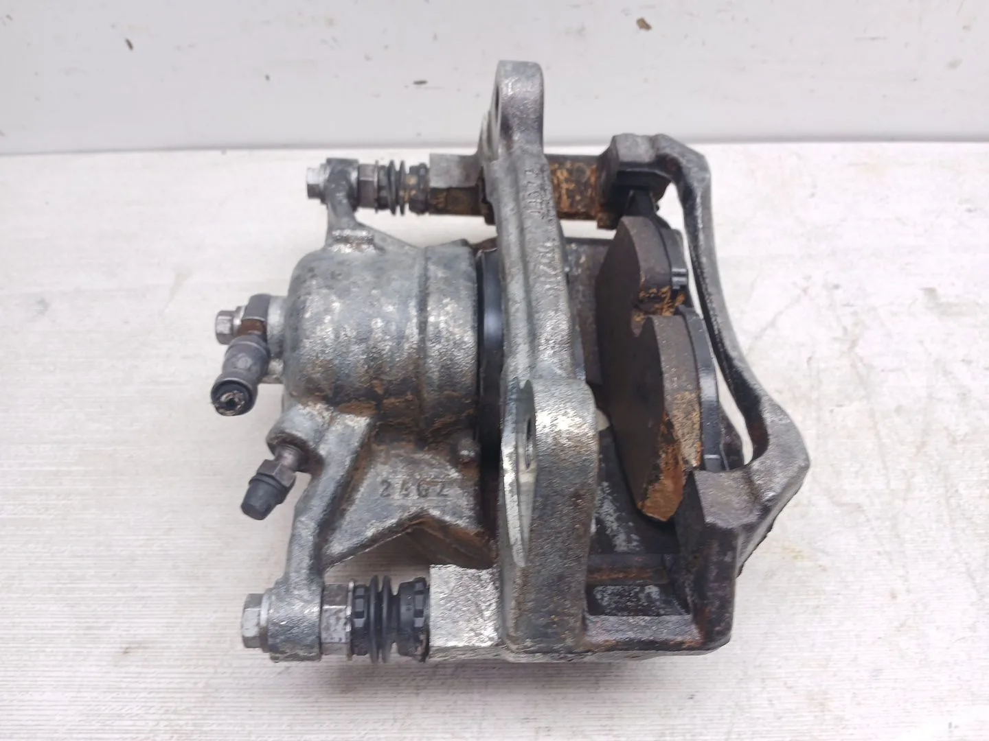 Pinza Freno Delantera Izquierda para Volkswagen T-Roc (A11, D11)