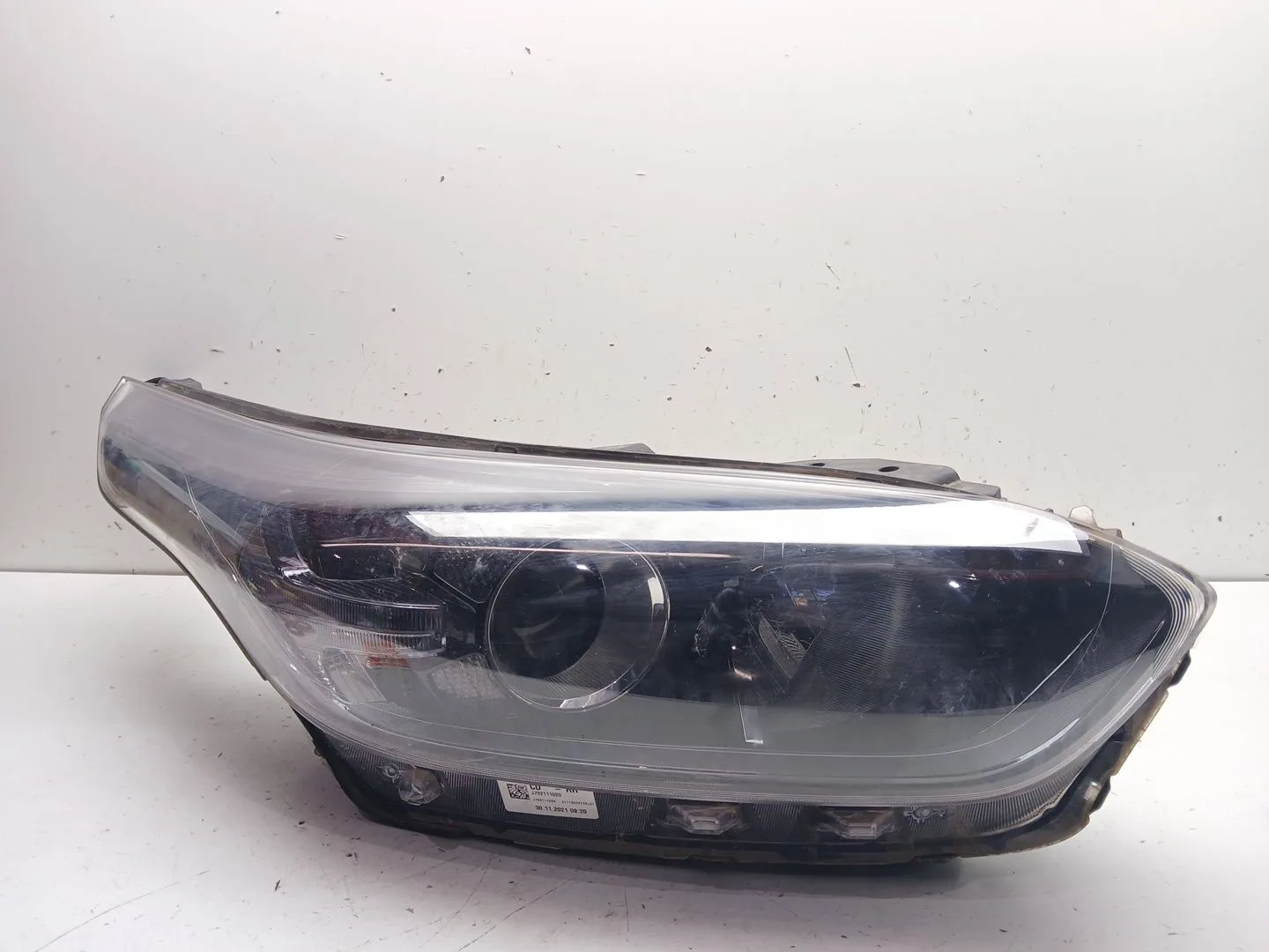 Faro Derecho para Kia Ceed (Cd)