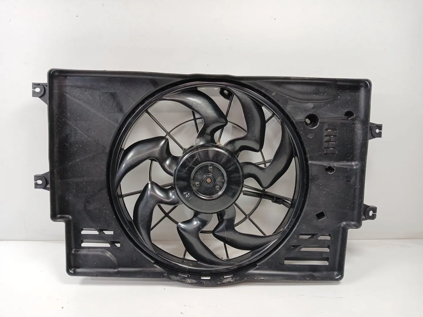 Electroventilador para Kia Ceed (Cd)