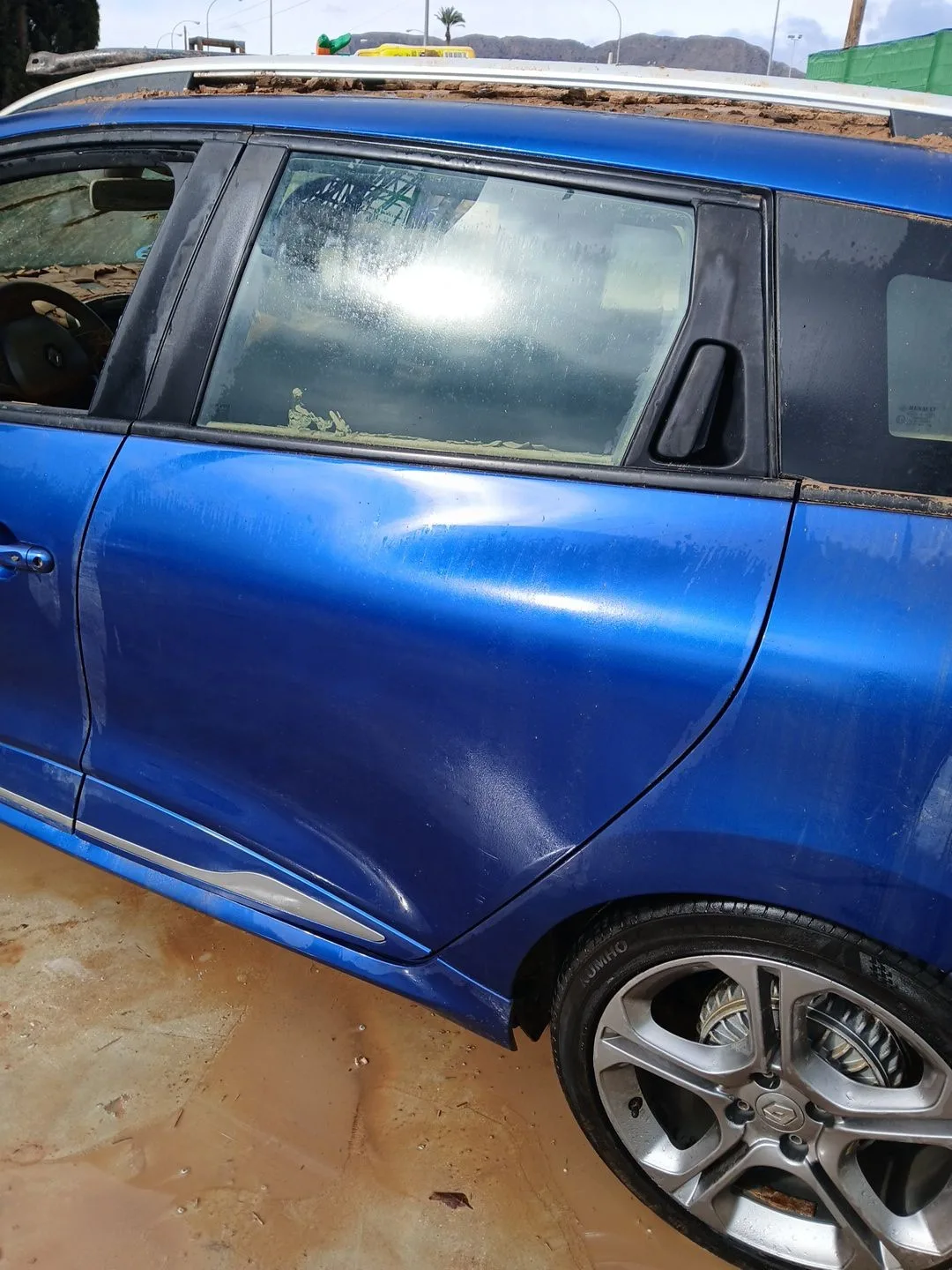 Puerta Trasera Izquierda para Renault Clio Iv Grandtour (Kh_)