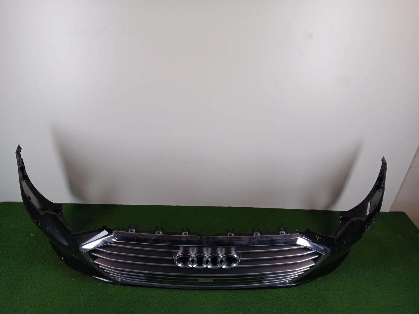Paragolpes Delantero para Audi A6 C8 (4A2)
