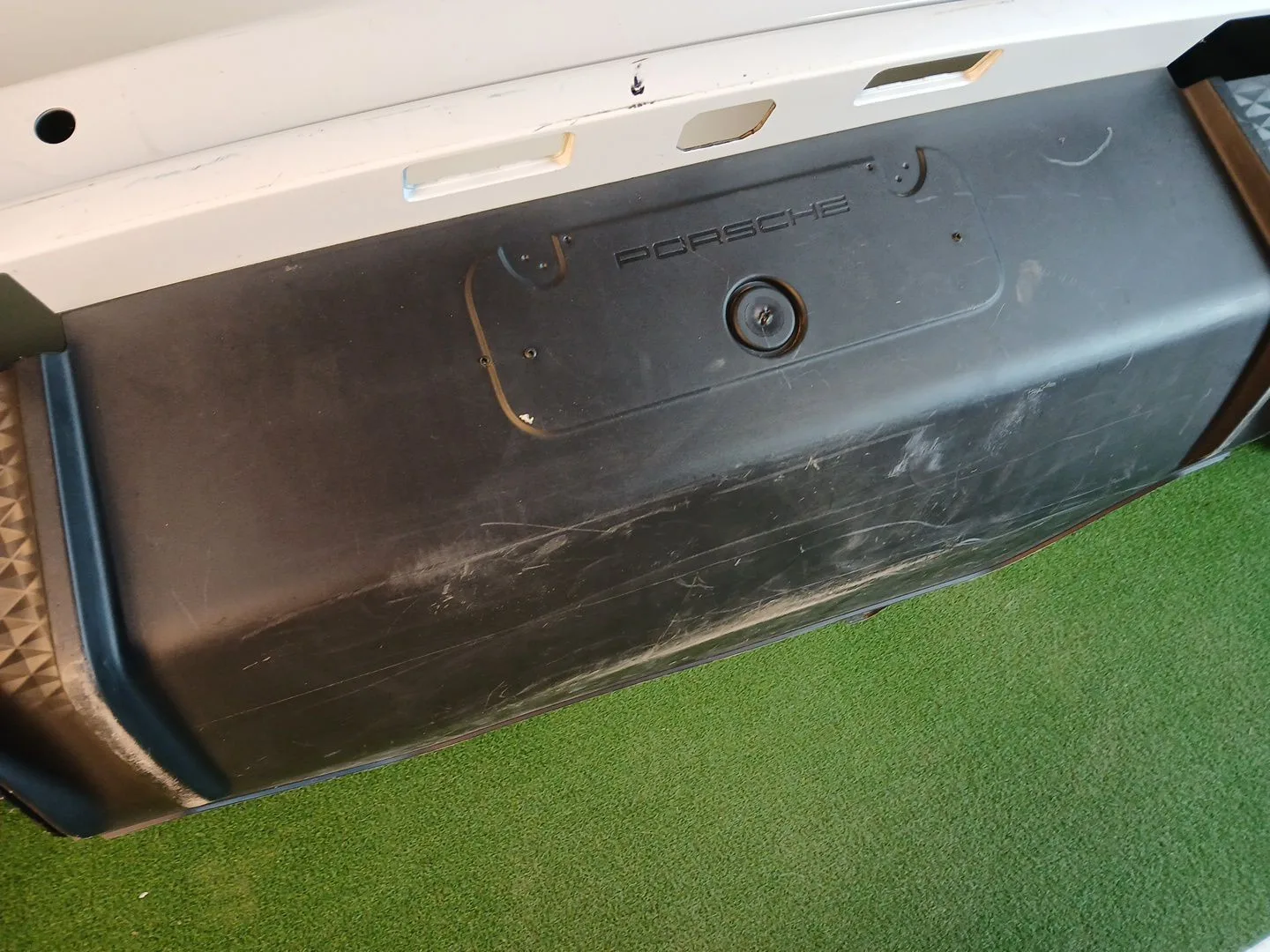 Paragolpes Trasero para Porsche Macan (95B)