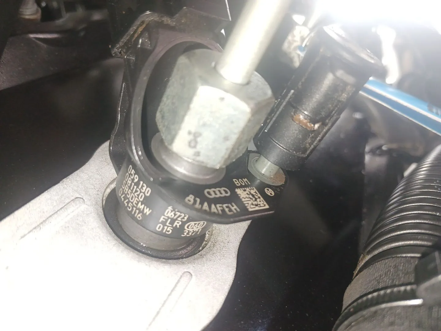 Inyector para Audi A5 (8T3)