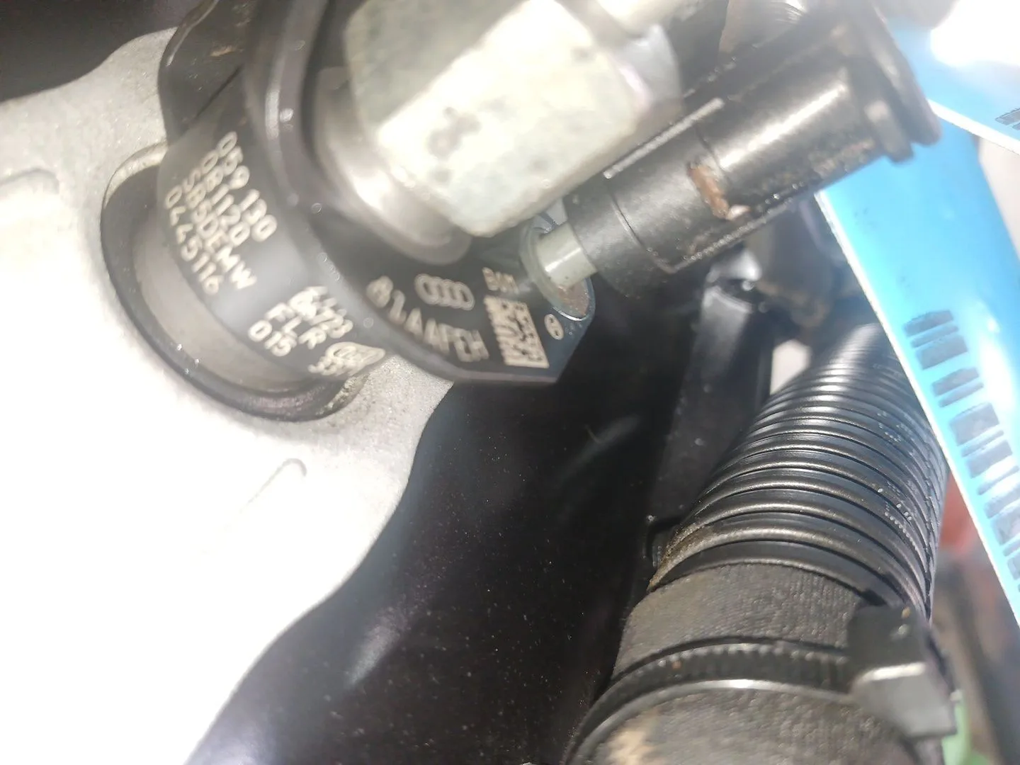 Inyector para Audi A5 (8T3)