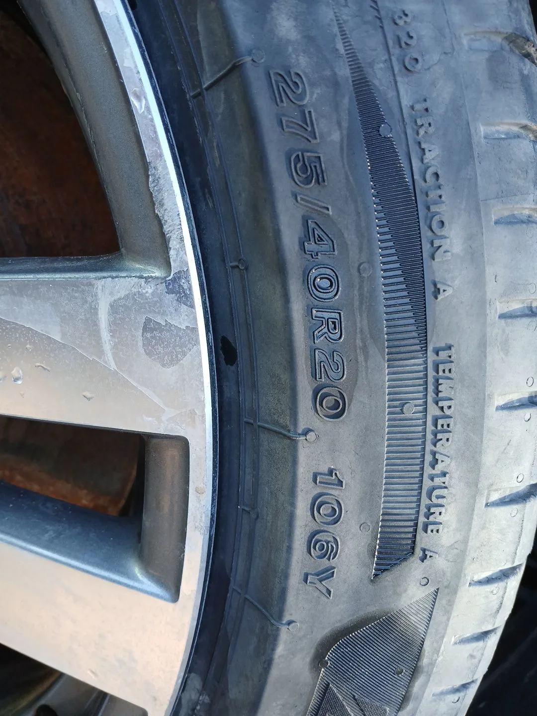 Neumatico para Bmw X6 (E71, E72)