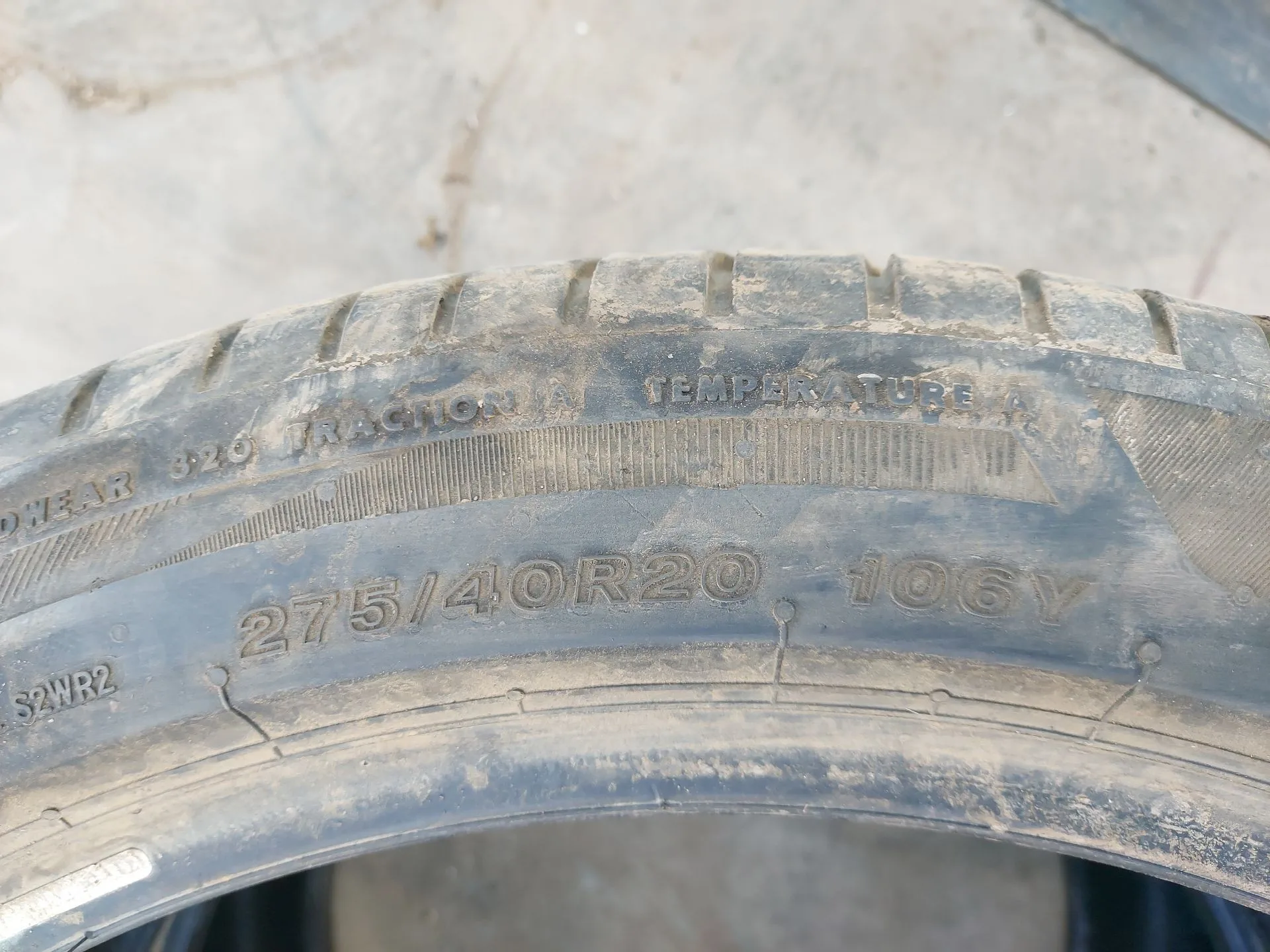 Neumatico para Bmw X6 (E71, E72)