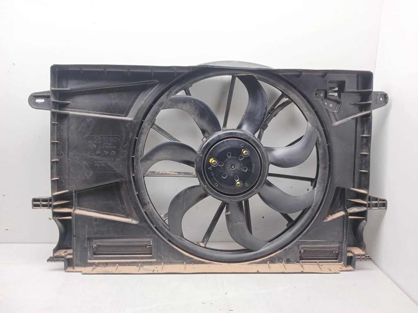 Electroventilador para Opel Astra K (B16)