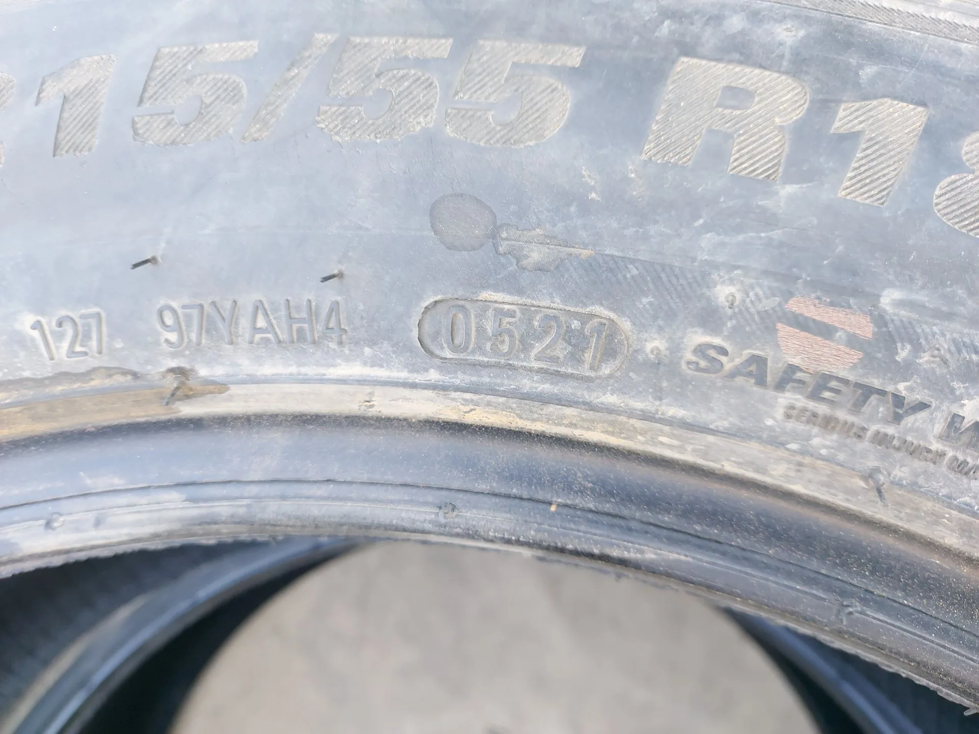 Neumatico para Renault Arkana I (Lcm_, Ldn_)