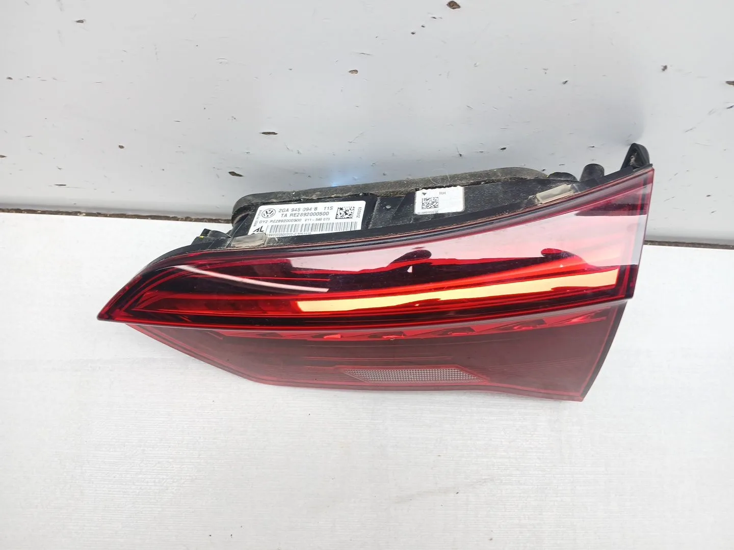 Piloto Trasero Derecho Interior para Volkswagen T-Roc (A11, D11)