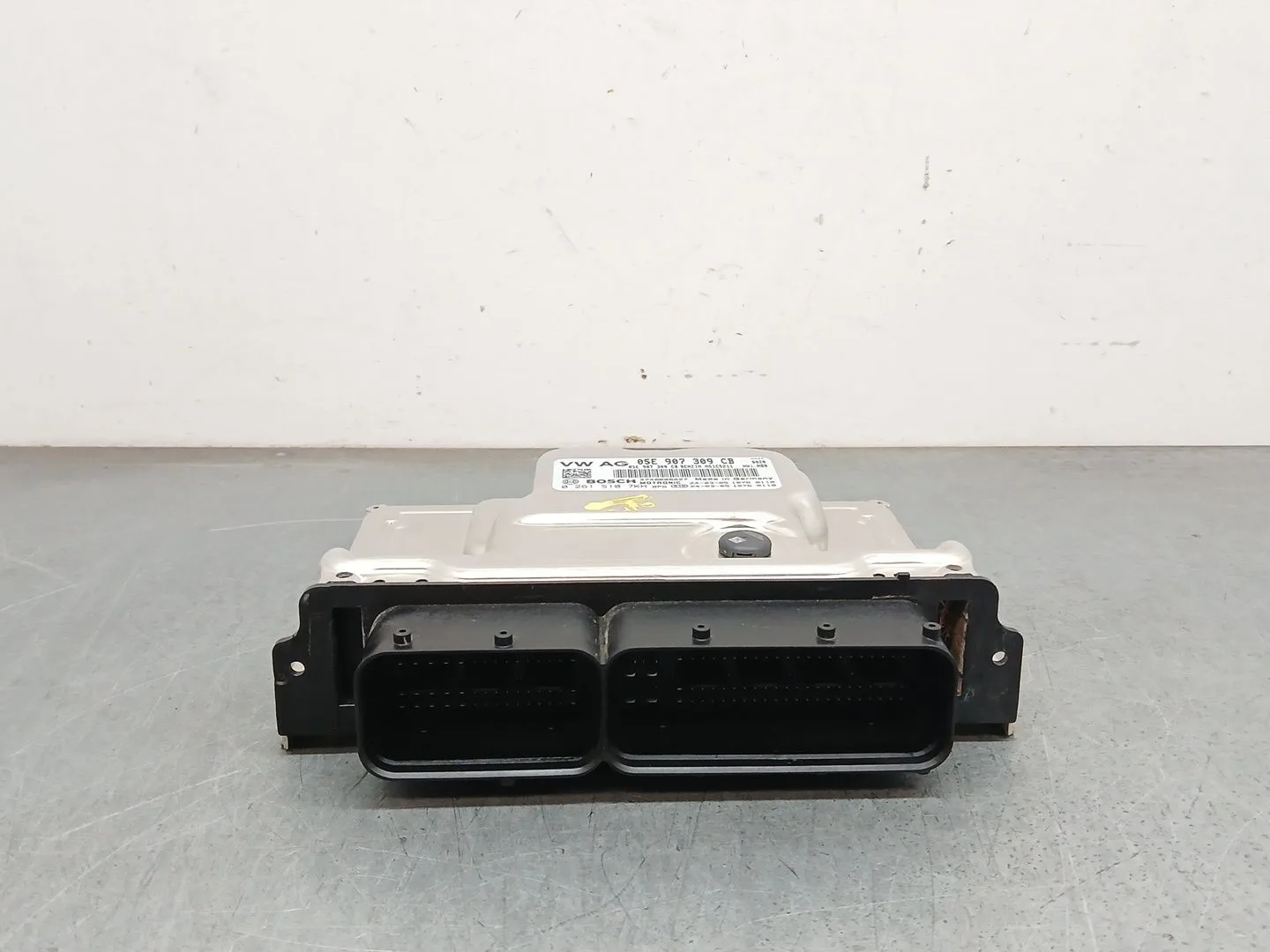 Centralita Motor Uce para Volkswagen T-Roc (A11, D11)