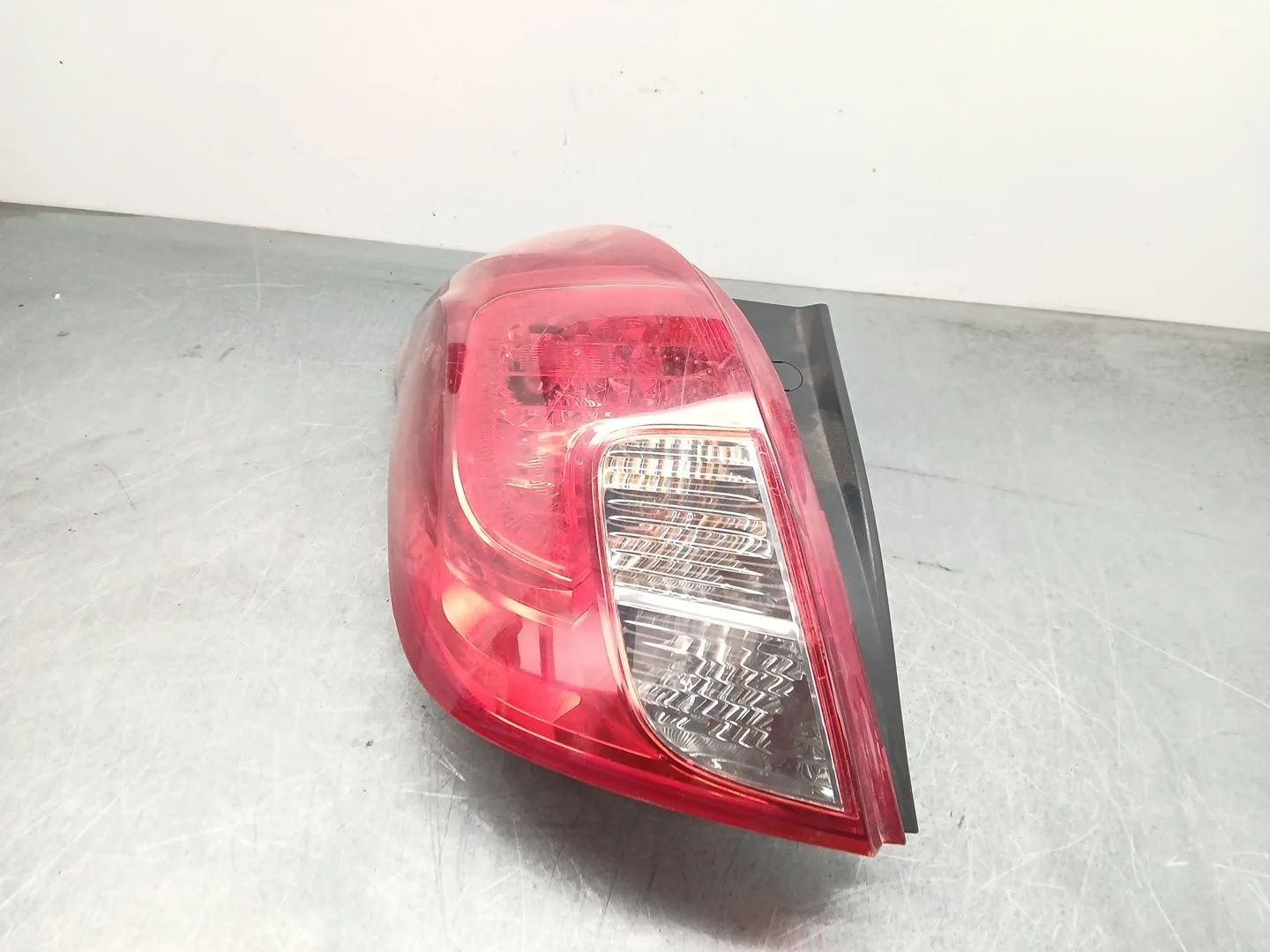 Piloto Trasero Izquierdo para Opel Mokka / Mokka X (J13)