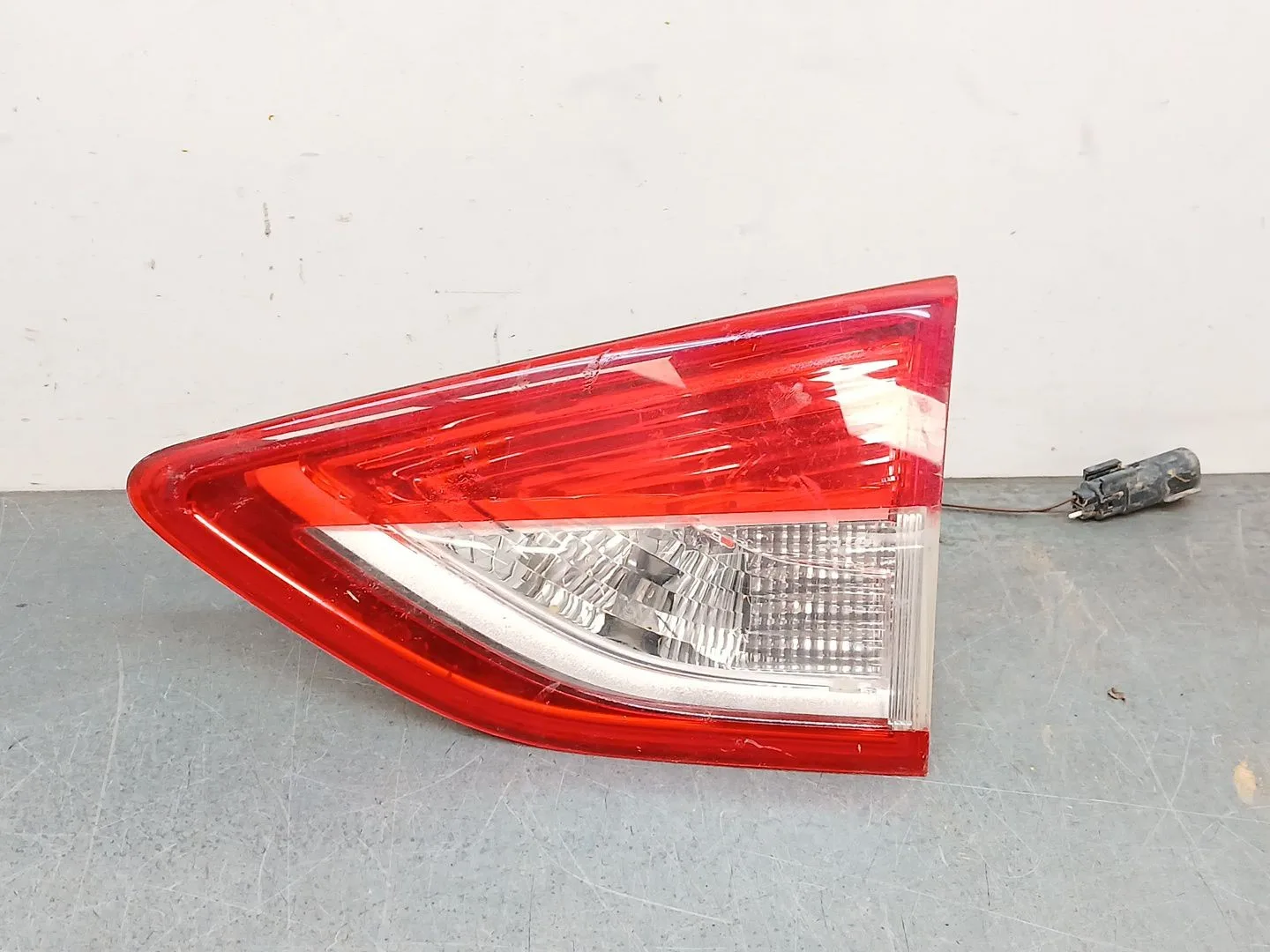 Piloto Trasero Derecho Interior para Ford Kuga Ii (Dm2)