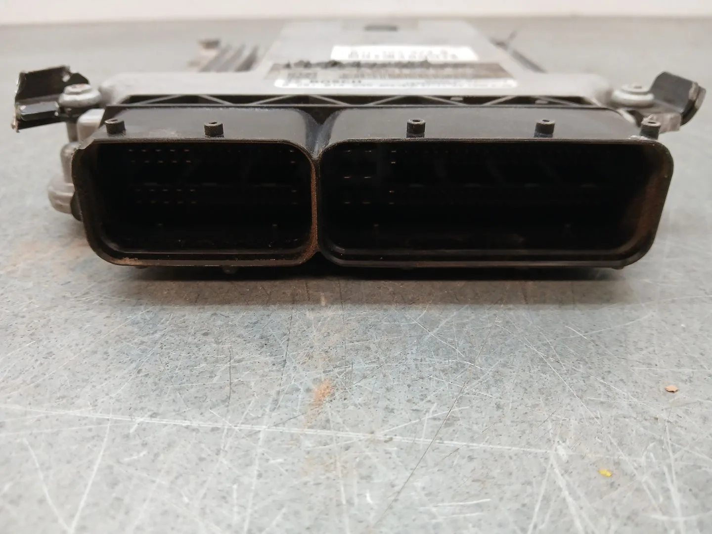 Centralita Motor Uce para Audi A4 B8 (8K2)