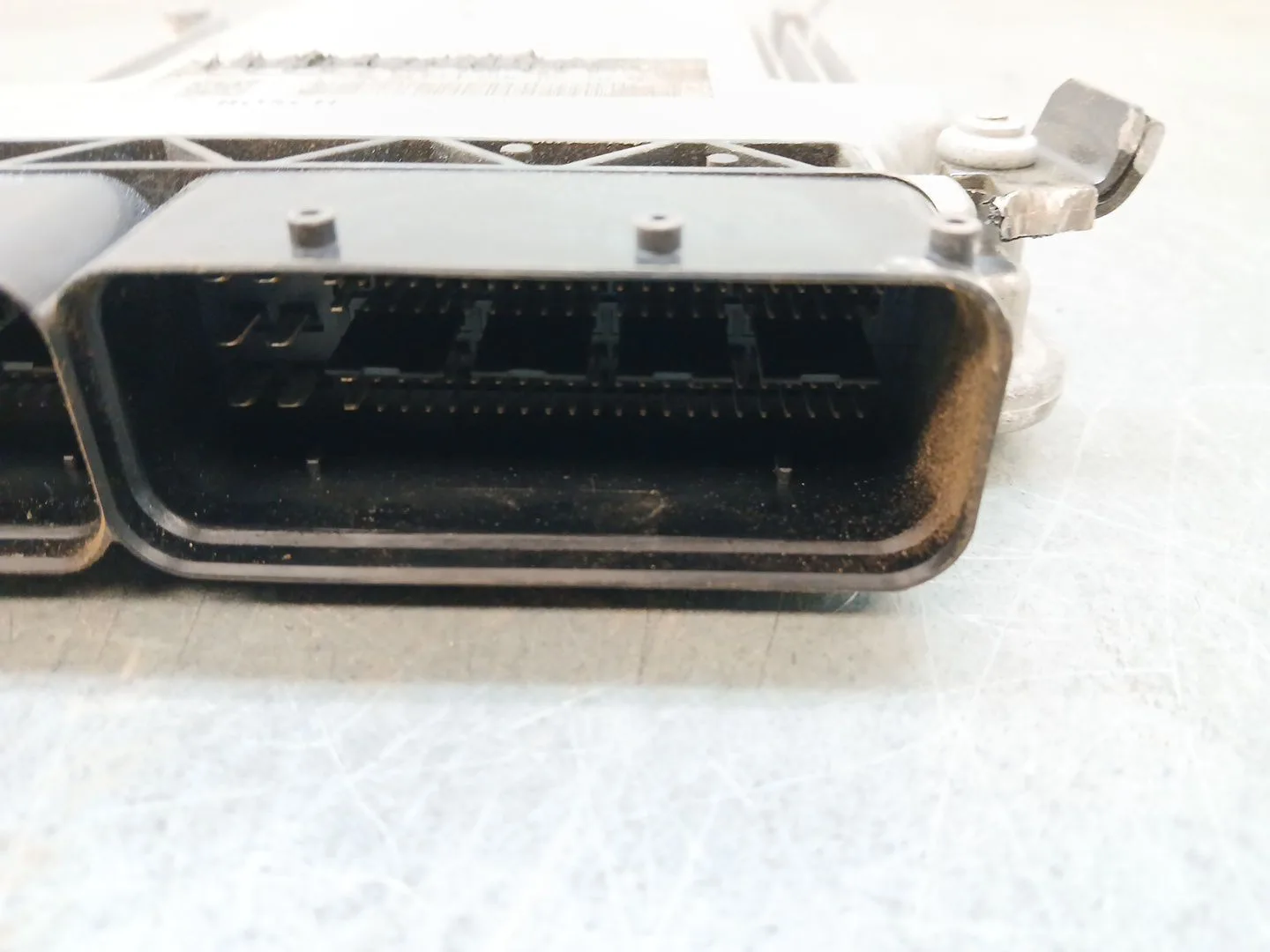 Centralita Motor Uce para Audi A4 B8 (8K2)