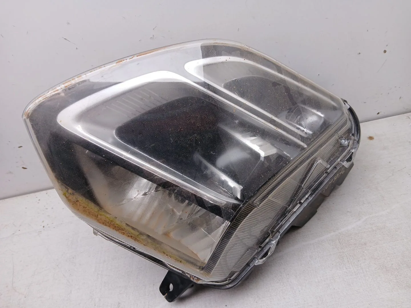 Faro Izquierdo para Omoda 5