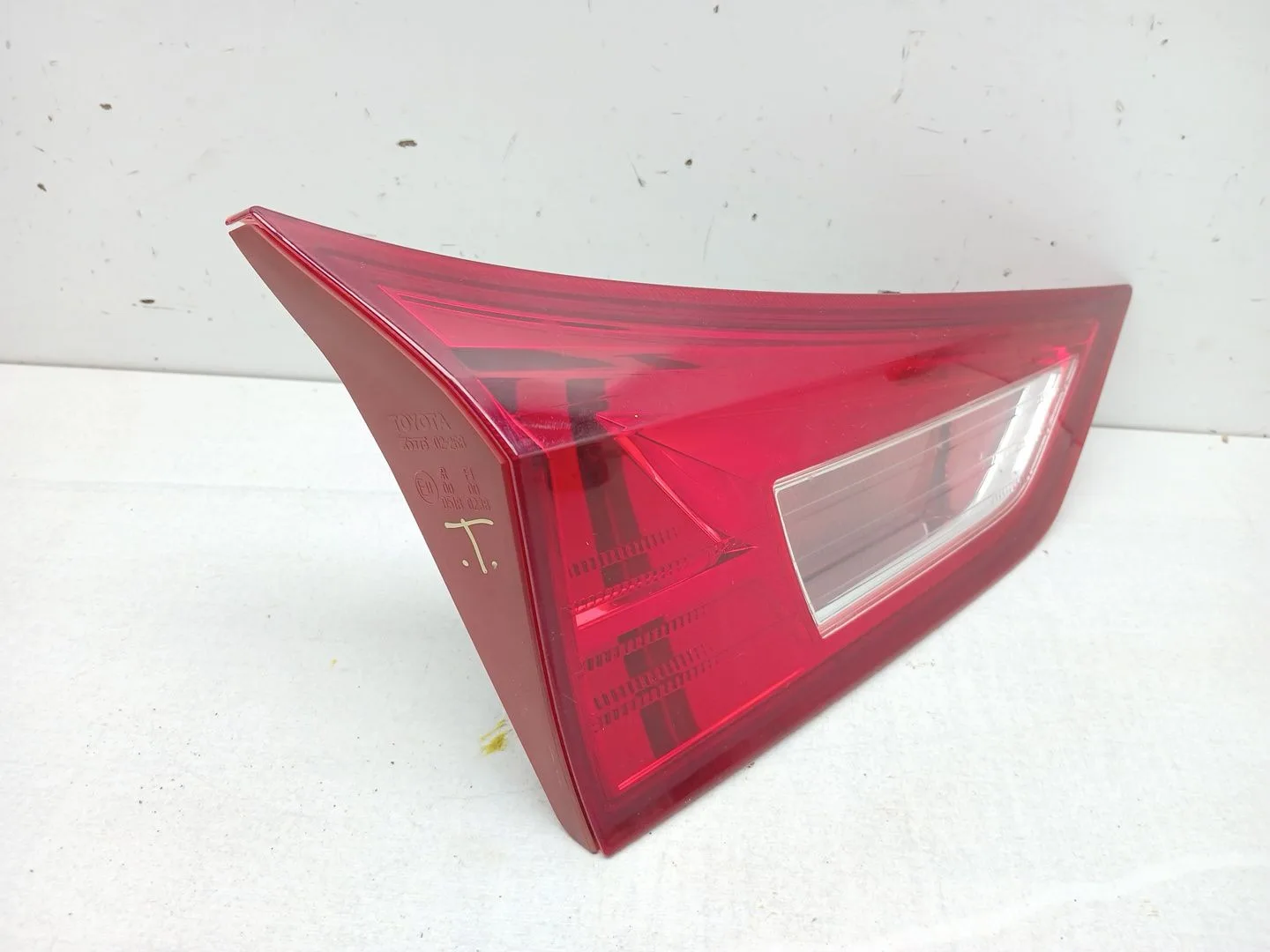 Piloto Trasero Izquierdo Interior para Toyota Auris Station Wagon (_E18_)
