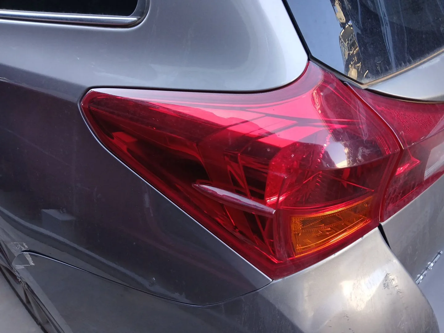 Piloto Trasero Izquierdo para Toyota Auris Station Wagon (_E18_)