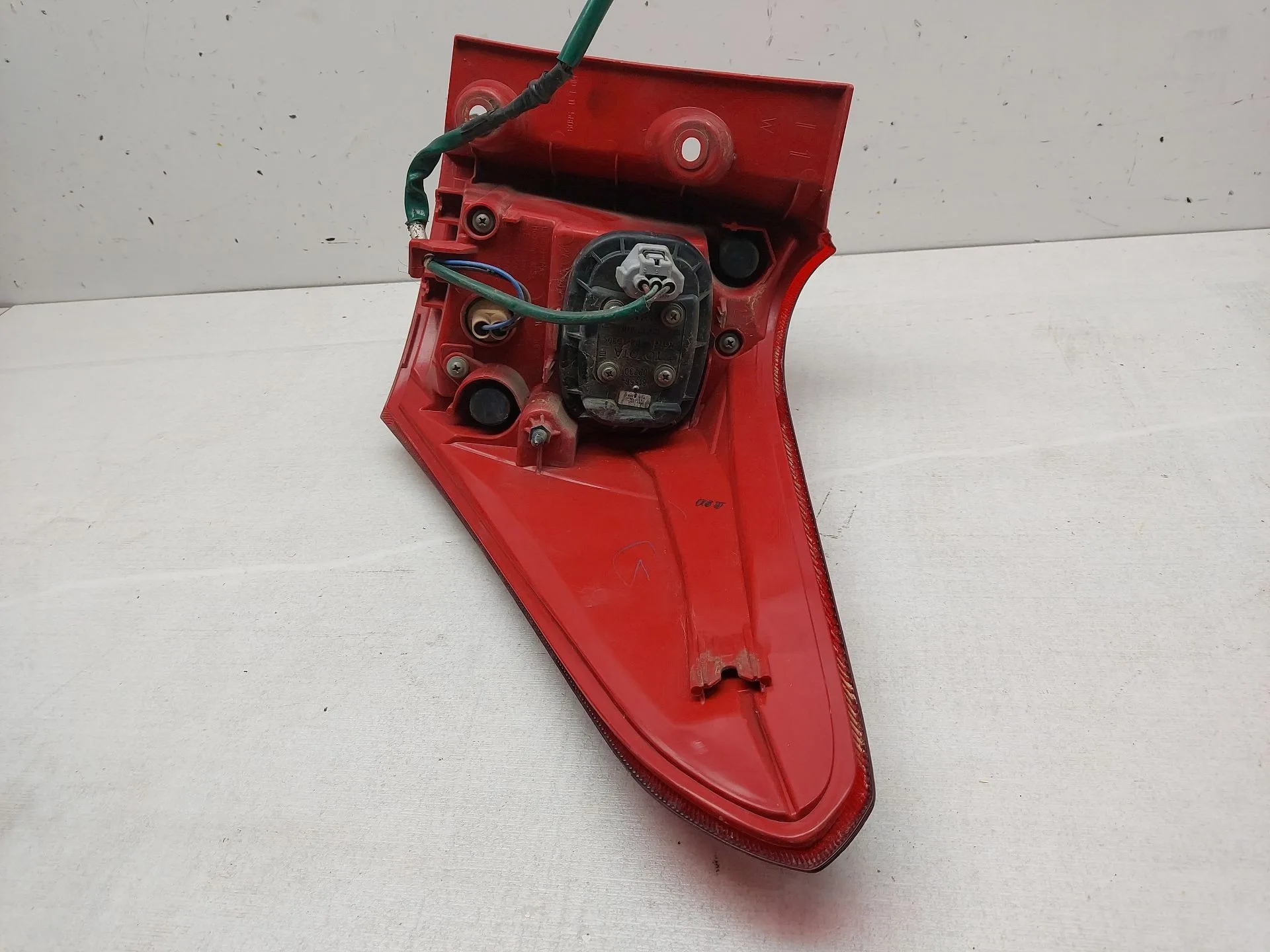Piloto Trasero Izquierdo para Toyota Auris Station Wagon (_E18_)