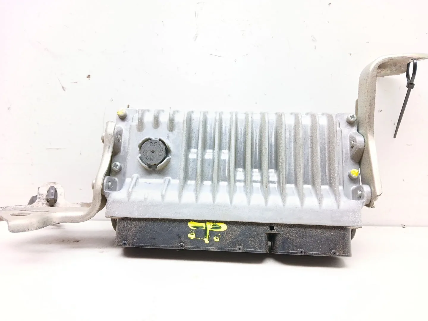Centralita Motor Uce para Toyota Auris Station Wagon (_E18_)