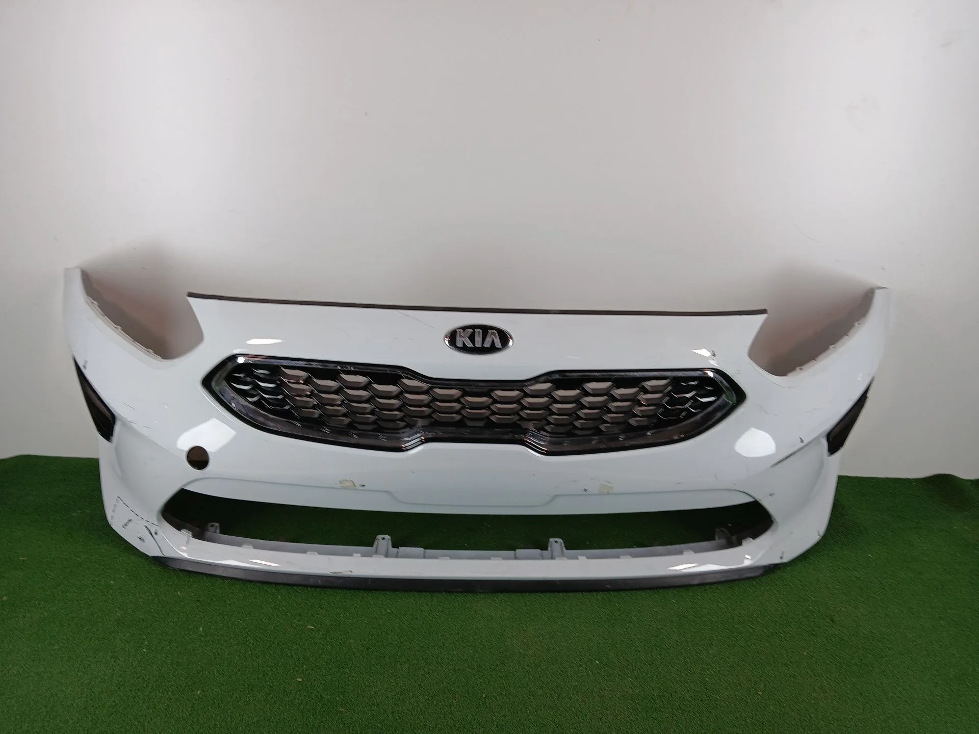 Paragolpes Delantero para Kia Ceed (Cd)