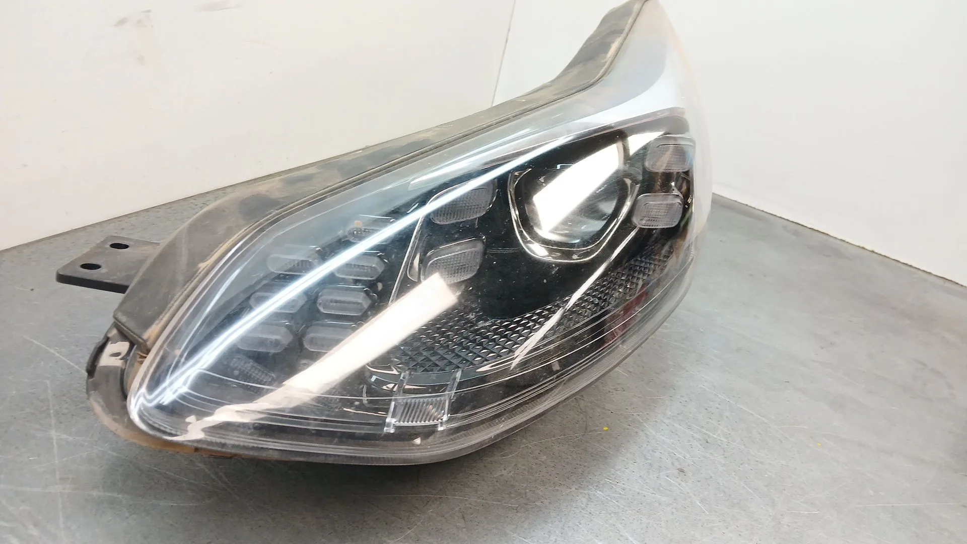 Faro Izquierdo para Kia Sportage Iv (Ql, Qle)