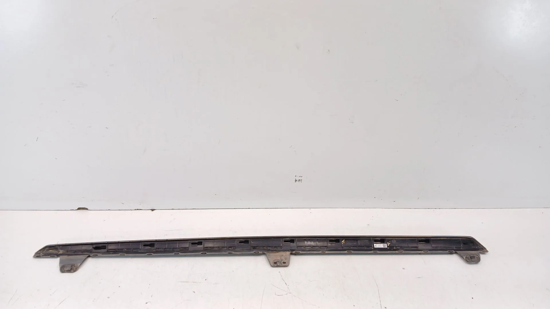 Faldon Lateral para Skoda Kamiq (Nw4)