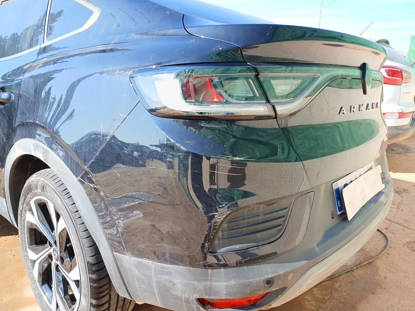 Paragolpes Trasero para Renault Arkana I (Lcm_, Ldn_)