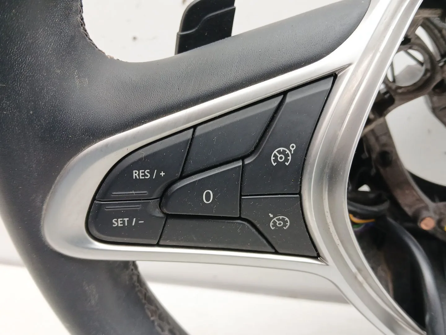 Volante para Renault Arkana I (Lcm_, Ldn_)