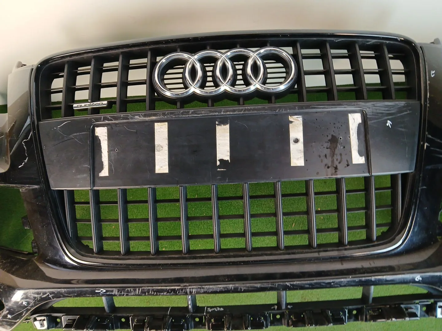 Paragolpes Delantero para Audi Q7 (4Lb)