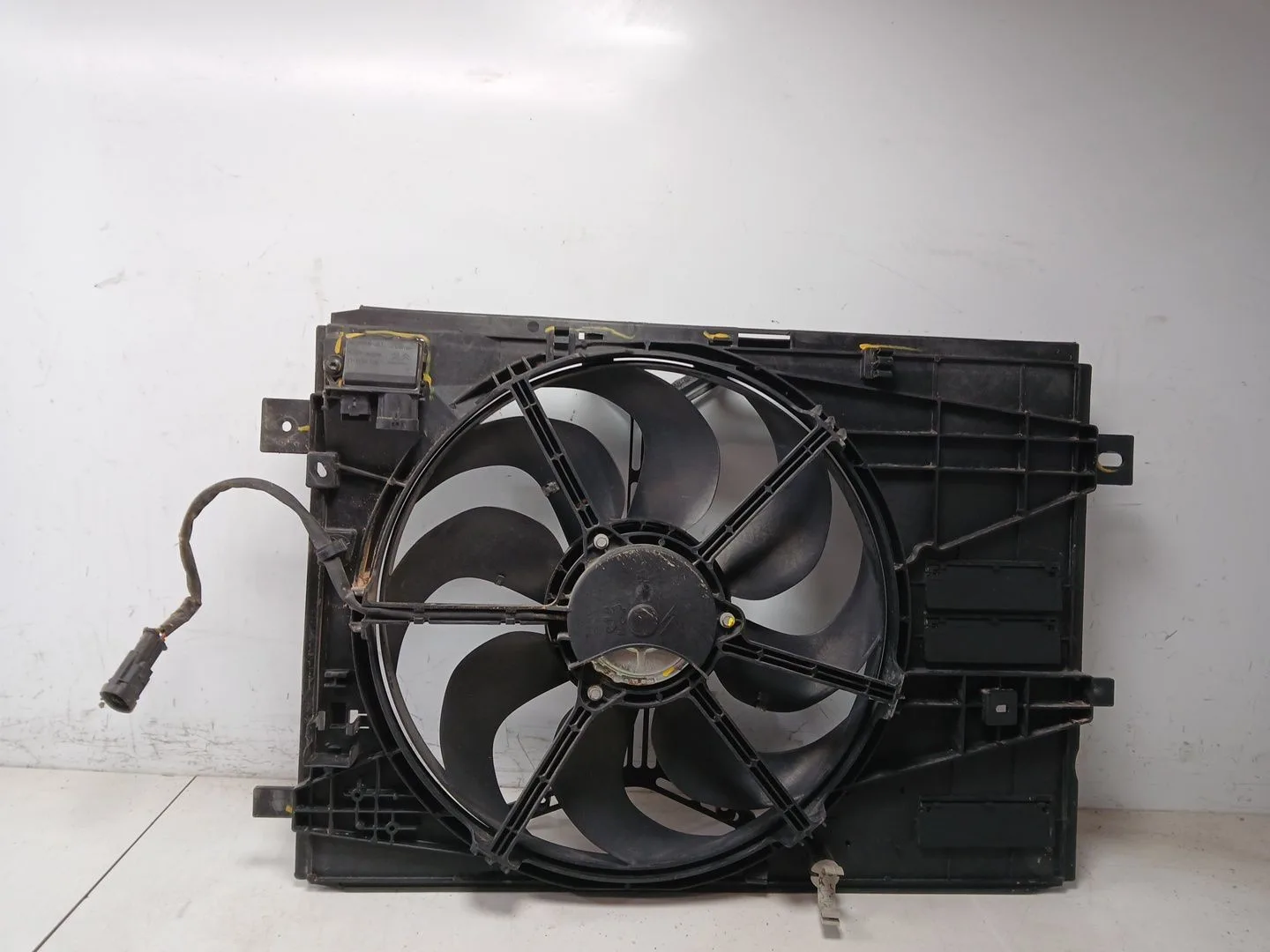 Electroventilador para Peugeot 3008 Ii Suv (Mc_, Mr_, Mj_, M4_)