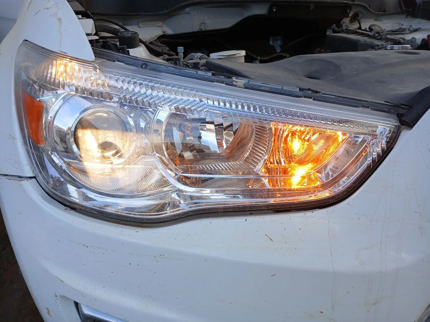 Faro Derecho para Mitsubishi Asx (Ga_W_)
