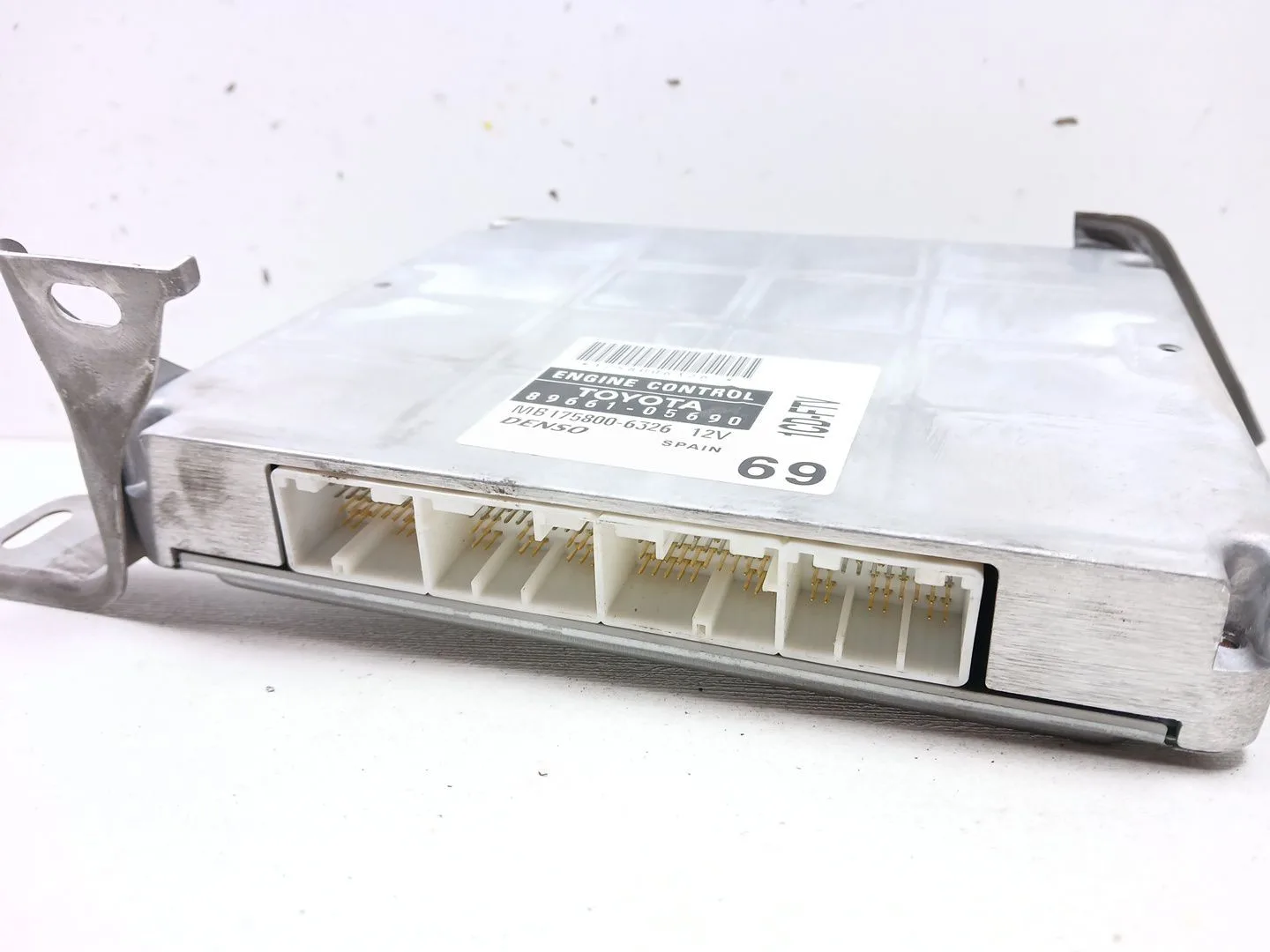 Centralita Motor Uce para Toyota Avensis Berlina (T25)